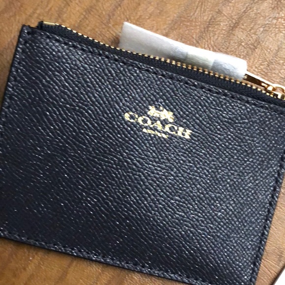 Coach ID Skin - Picture 2 of 6